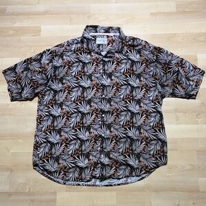 Men's Leaf Pattern Casual Button Down Shirt